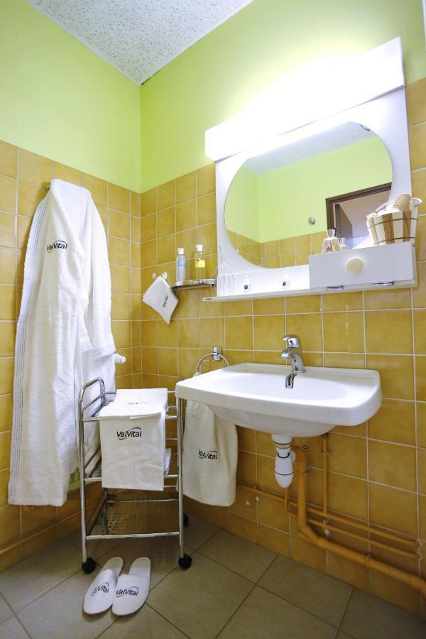 Residence Thermotel Bourbonne les Bains Bagian luar foto